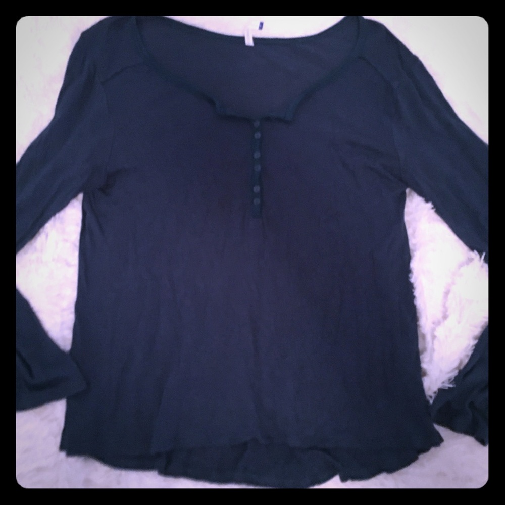 Long sleeve button up on top
